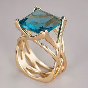 Gold with Blue Gemstone Statement Ring sz 8